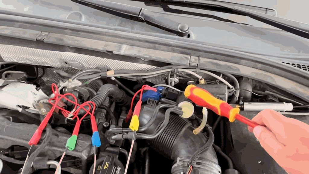 Diagnostika s osciloskopem na vozidle Škoda Superb
